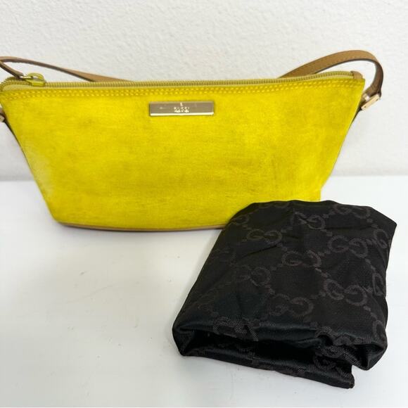GUCCI Vintage Yellow Suede Shoulder Small Boat Bag Made in Italy Rare 90s Style - Picture 10 of 10